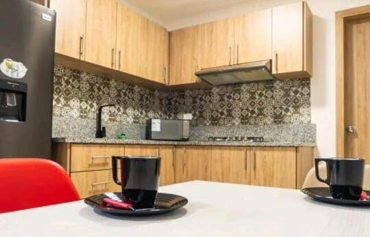 Suites Amobladas Cuenca Centro المظهر الخارجي الصورة